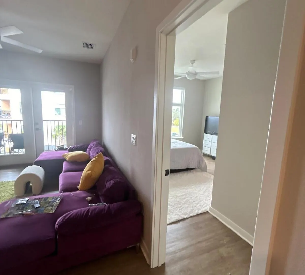 Stylish Retreat Daire Davenport ABD