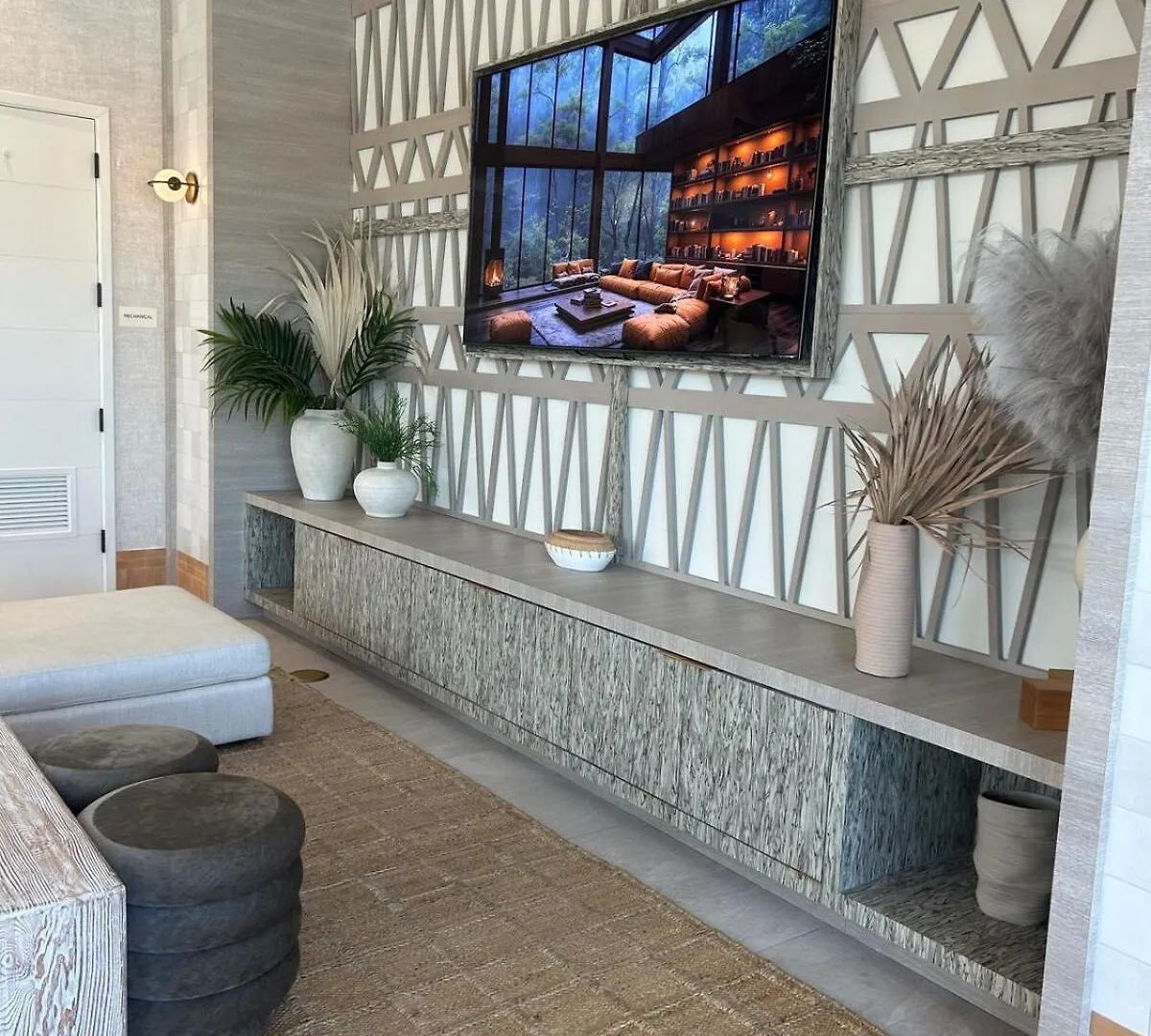 Stylish Retreat Daire Davenport